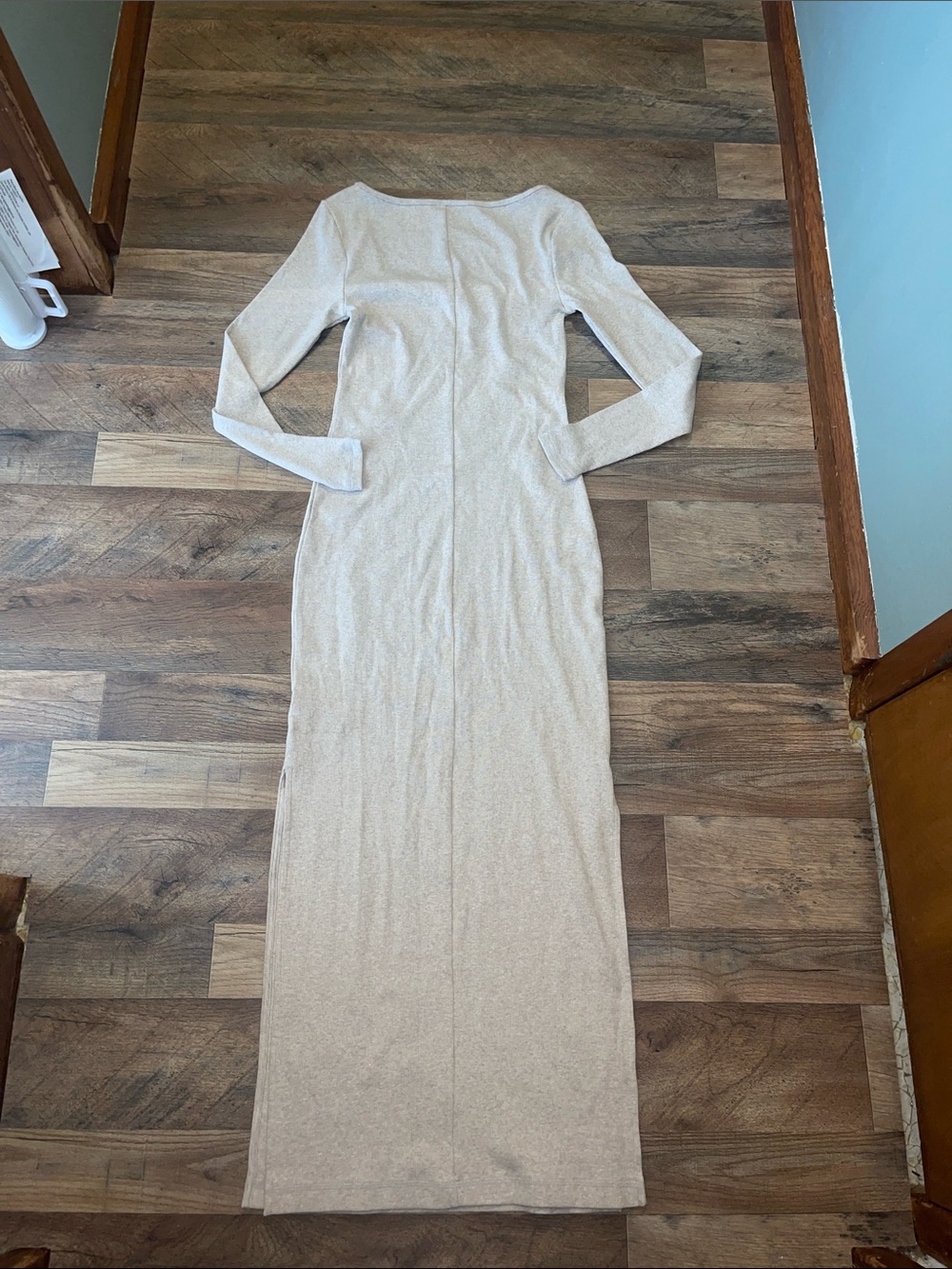 Old Navy Cream colored Long Sleeve Scoop Neck Maxi Dress in Light Beige size XS - Picture 6 of 6